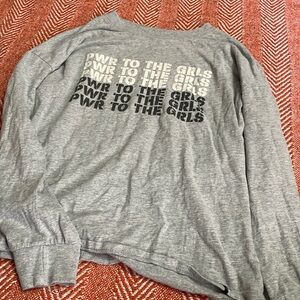 Long sleeve Tee! 3 for 12 🤩